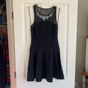 Drop waist wedding guess dress for sale, worn once